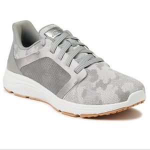 NWT Women's gray camo athletic shoes size 9